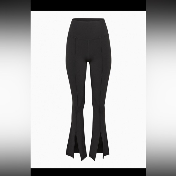 TnaBUTTER™ Split Hi-Rise Long Legging in Black. Size small. - Picture 1 of 5